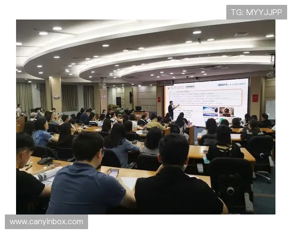 成都足球队与深圳足球队赛后复盘团队协作分析与启示